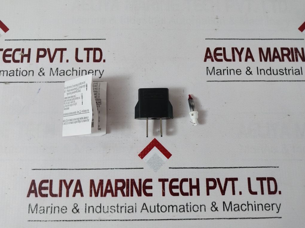 Seven Star St-100 Step Up & Down Transformer 110/220V