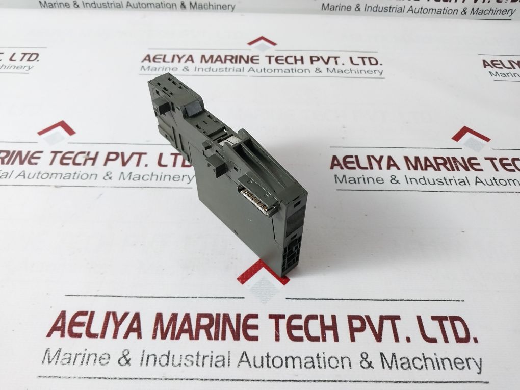 Siemens 6Es7 131-4Bb00-0Ab0 Input Module 6Es7 193-4Cb10-0Aa0 