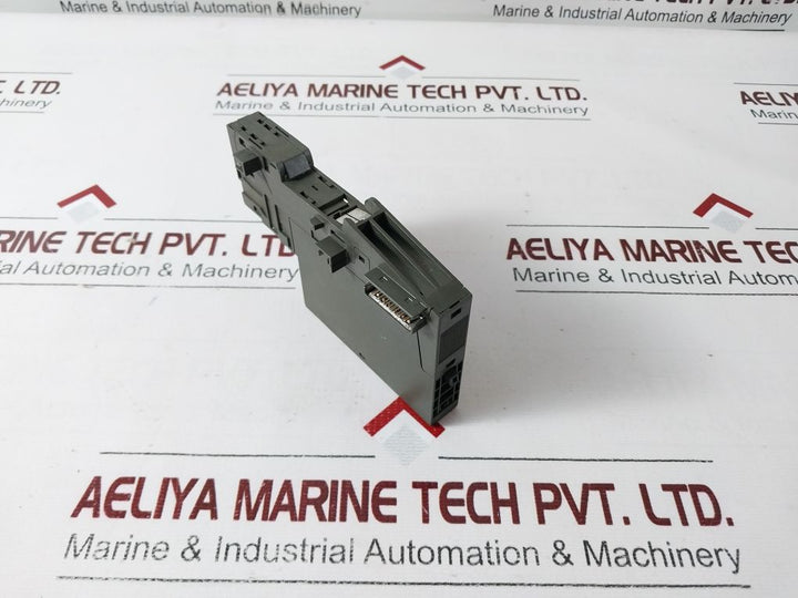 Siemens 6Es7 131-4Bb00-0Ab0 Input Module 6Es7 193-4Cb10-0Aa0 