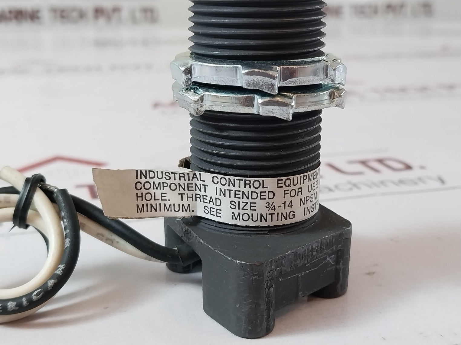 Adalet 5237-7 Explosion Proof Pilot Light/Switch Redseries Xlp