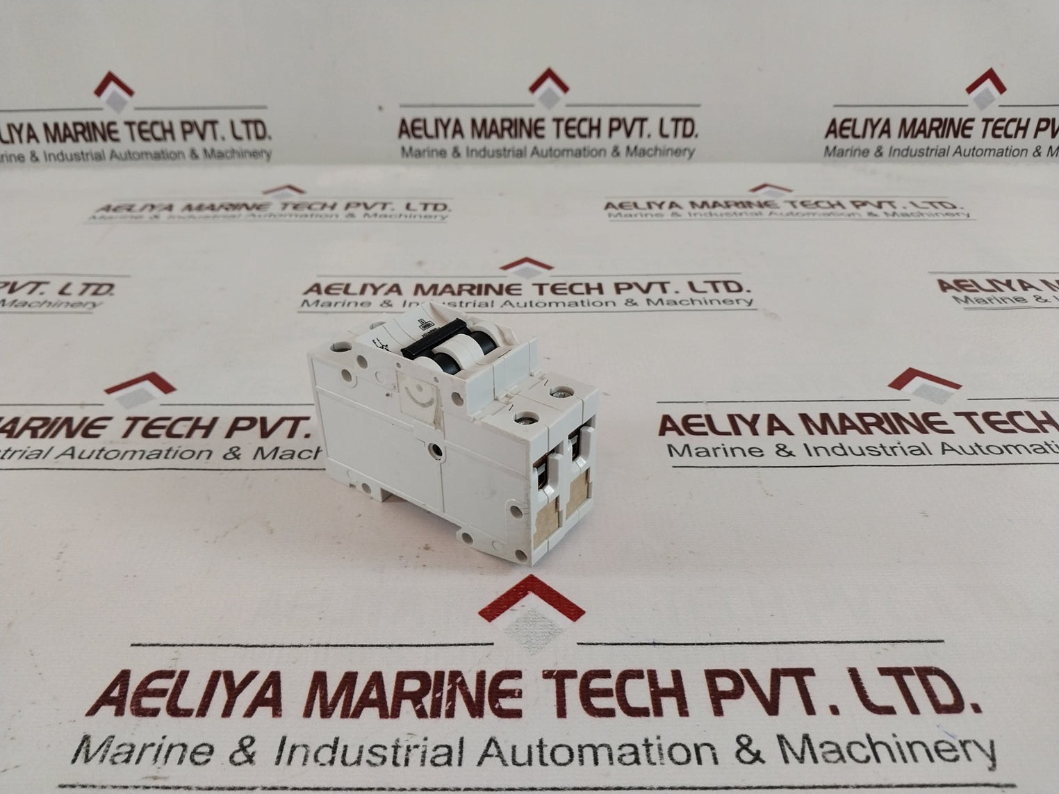 Siemens 5Sx42 C6 2-pole Circuit Breaker ~240/415V