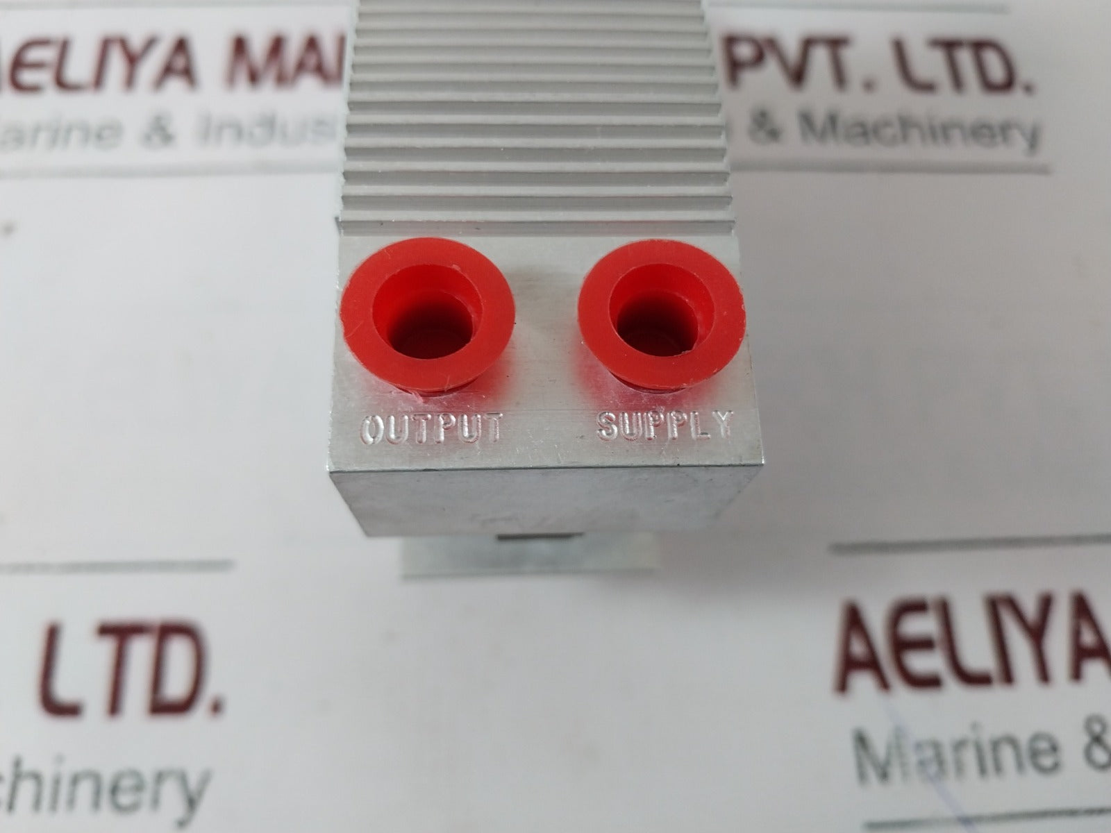 Moore Ipt2/4-20Ma/3-15Psig/20Psi/-fa1[Din] Current-to-pressure Transmitter