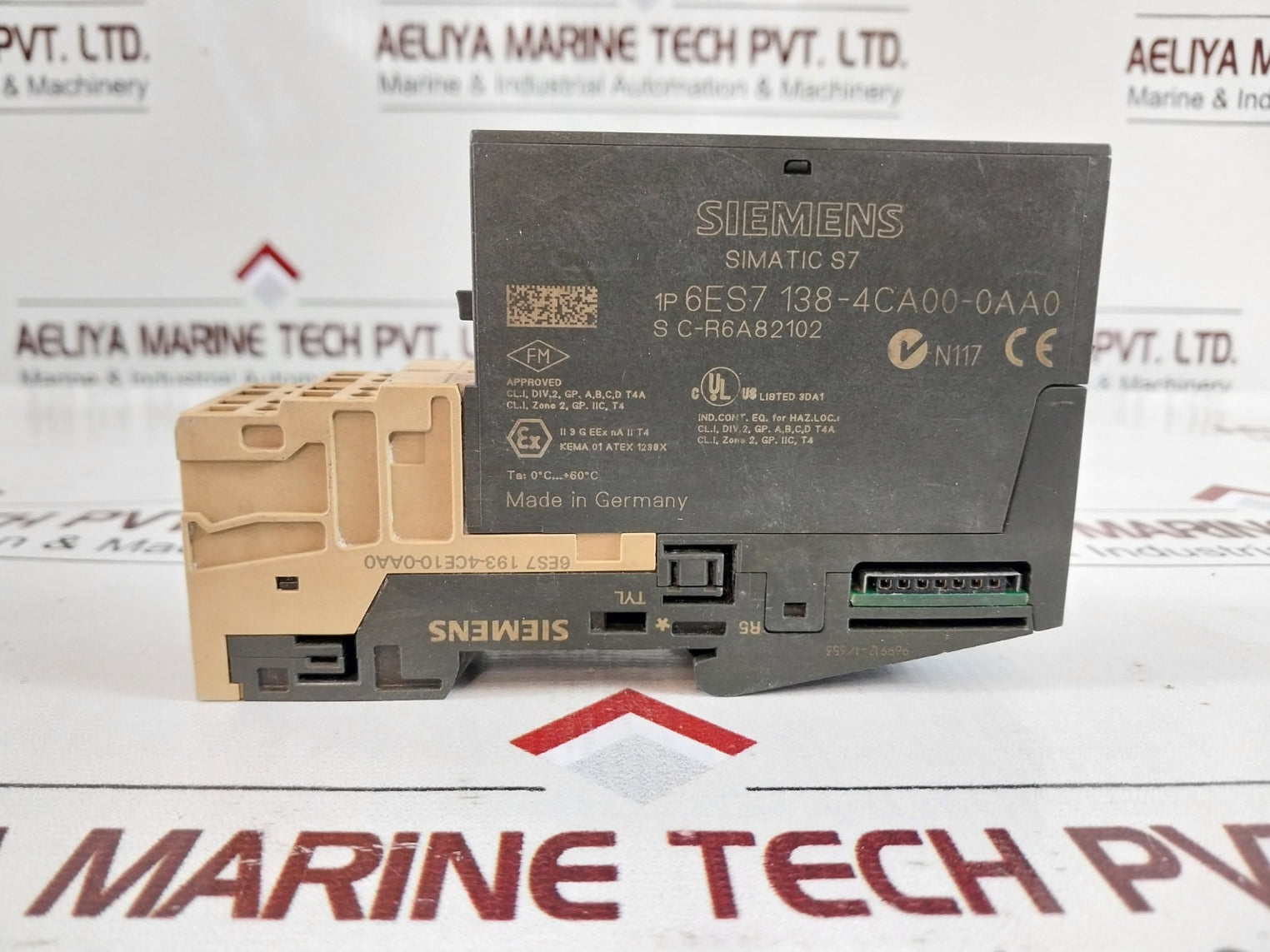 Siemens 6Es7 138-4Ca00-0Aa0 Module With 6Es7 193-4Ce10-0Aa0 Terminal Base