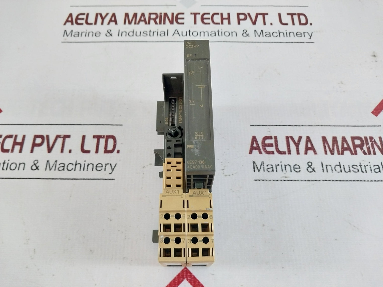 Siemens 6Es7 138-4Ca00-0Aa0 Module With 6Es7 193-4Ce10-0Aa0 Terminal Base