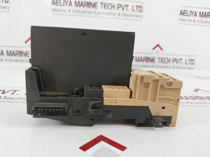 Siemens 6Es7 138-4Ca00-0Aa0 Module With 6Es7 193-4Ce10-0Aa0 Terminal Base