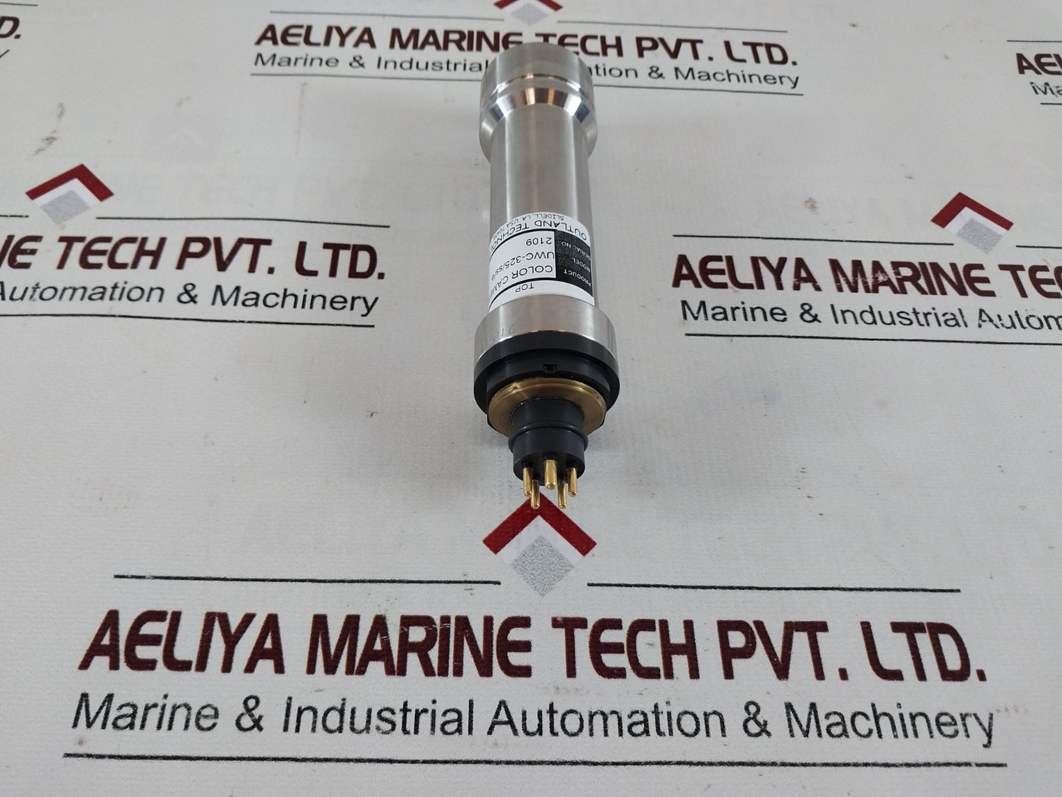 Outland Technology Oti-uwc-325/Ss/E Color Camera Uwc-325/Ss/E