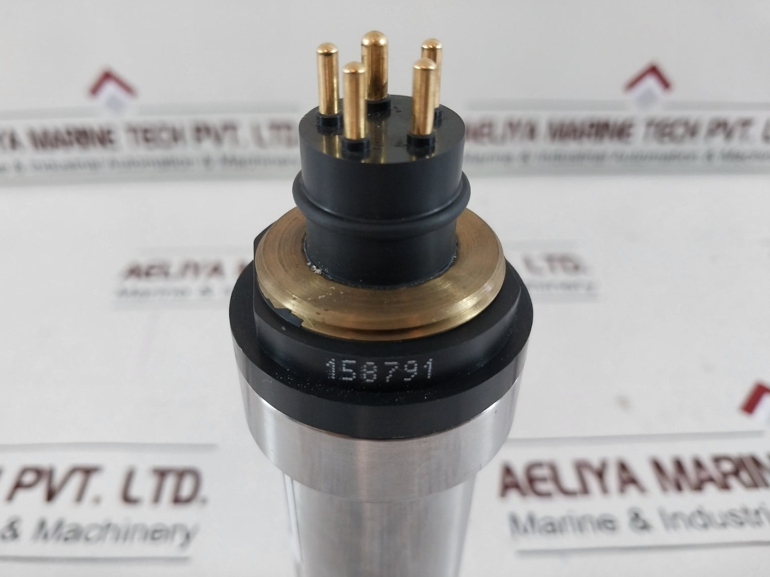 Outland Technology Oti-uwc-325/Ss/E Color Camera Uwc-325/Ss/E