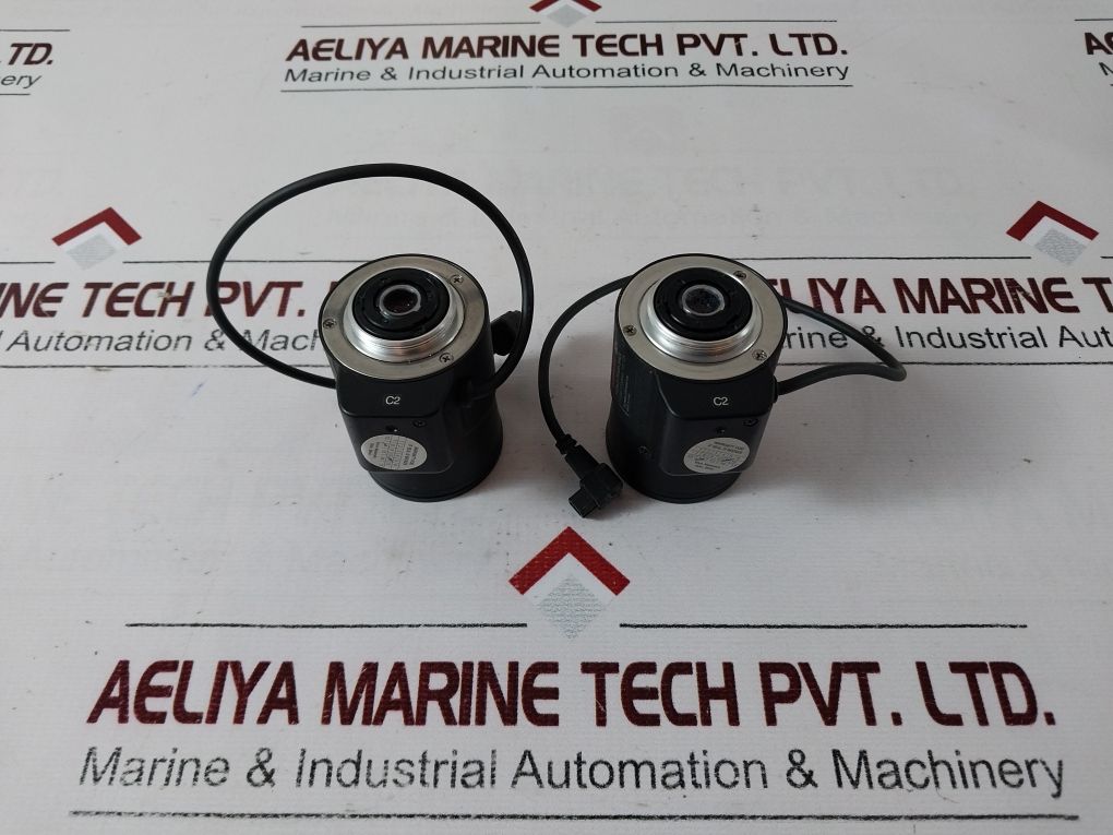 Fujinon Yv5X2.7R4B-sa2L Cs-mount Vari-focal Lens