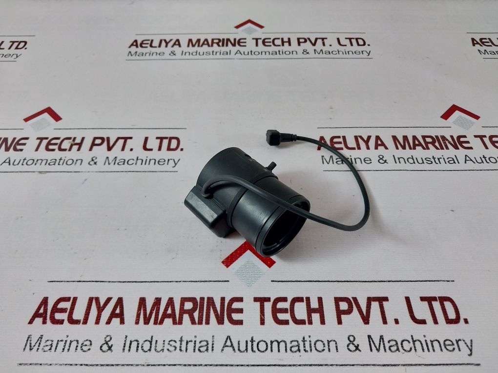 Fujinon Yv5X2.7R4B-sa2L Cs-mount Vari-focal Lens