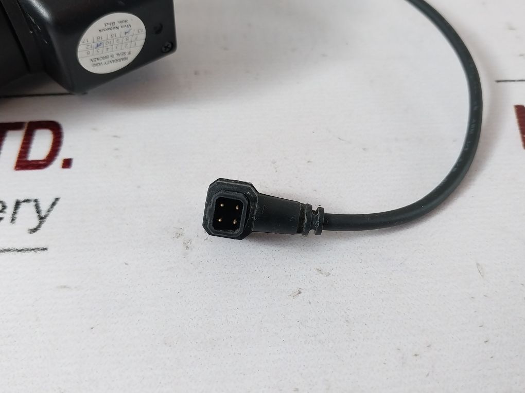 Fujinon Yv5X2.7R4B-sa2L Cs-mount Vari-focal Lens