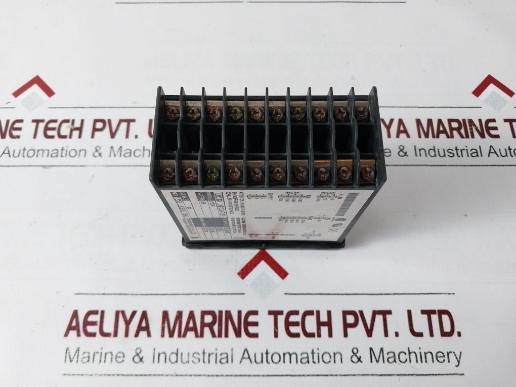 Yokogawa Um330-00 Digital Temperature Indicator T3501Uk691 041