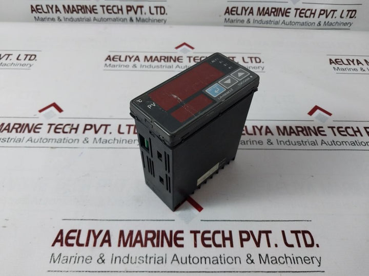Yokogawa Um330-00 Digital Temperature Indicator T3501Uk691 041