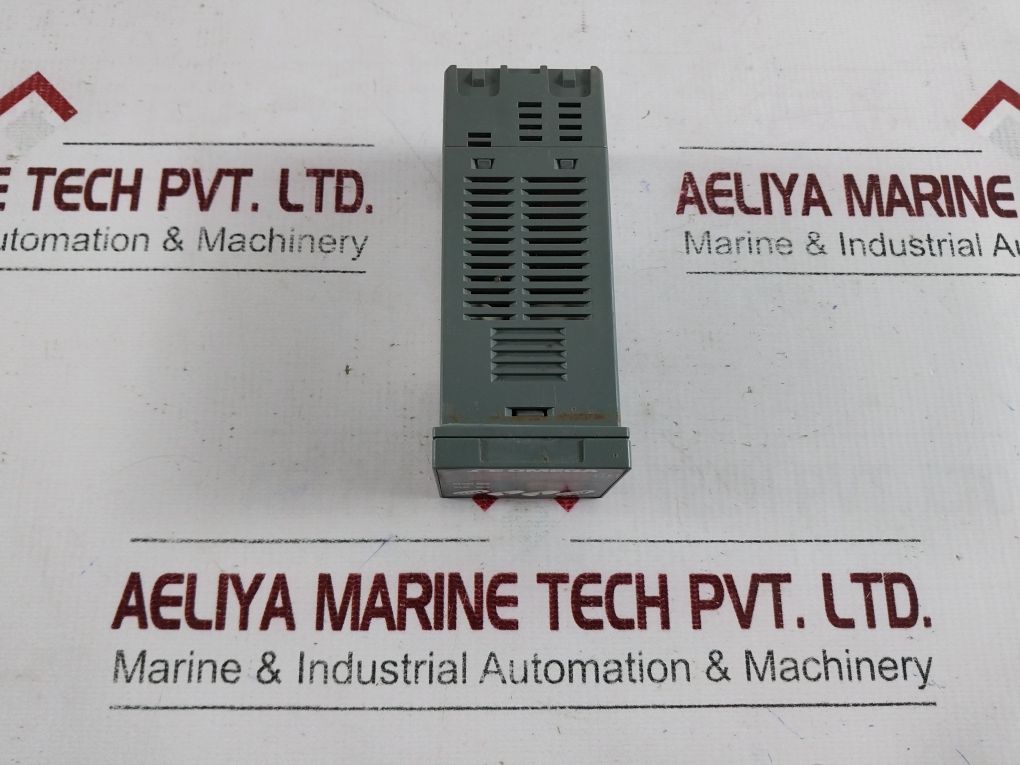 Omega Cn3271-r1-r2 Temperature Limit Controller