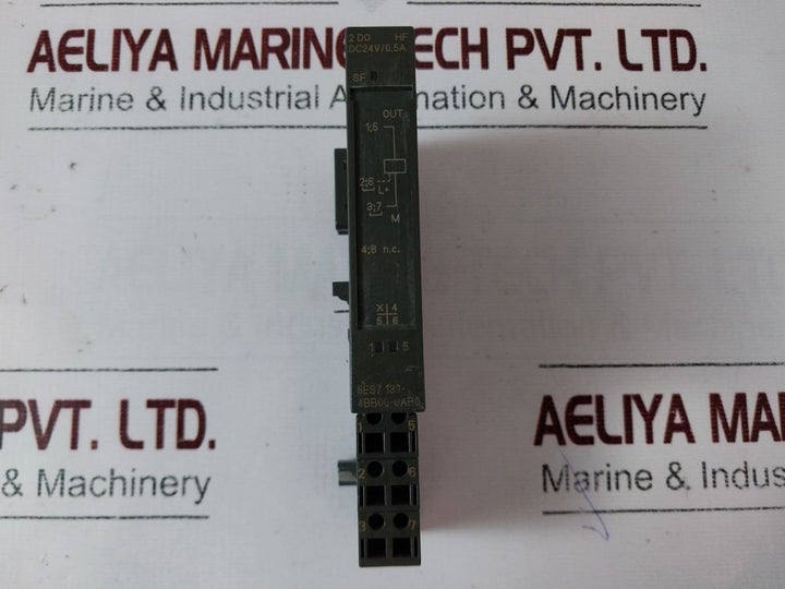 Siemens 6Es7 132-4Bb00-0Ab0 Output Module With 6Es7 193-4Cb10-0Aa0 
