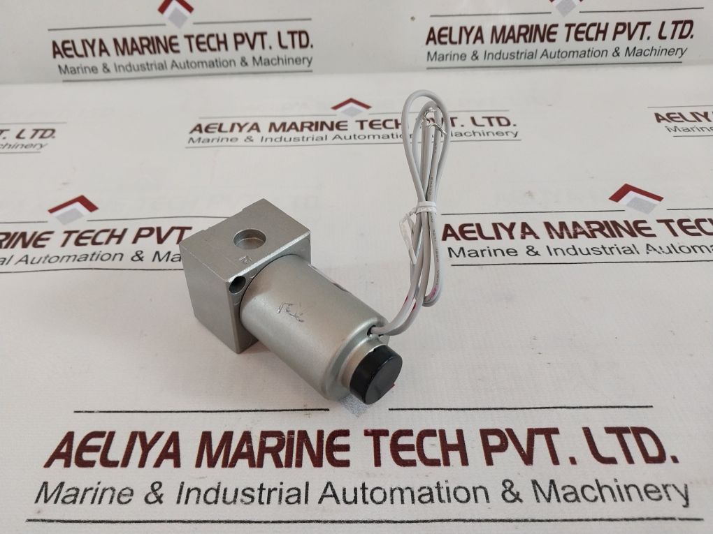 Smc V0315-004G/ Vo315-004G Pneumatic Solenoid Valve 0~1.0Mpa