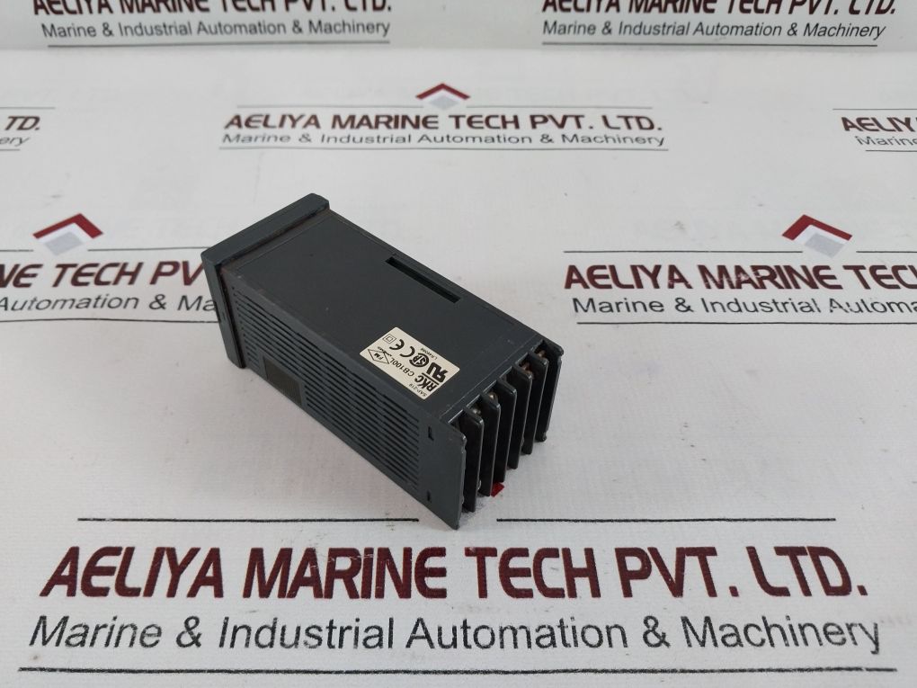 Rkc Instrument Cb100L Digital Temperature Controller Ja3-m*Nn-n-n1/A