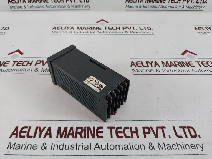 Rkc Instrument Cb100L Digital Temperature Controller Ja3-m*Nn-n-n1/A