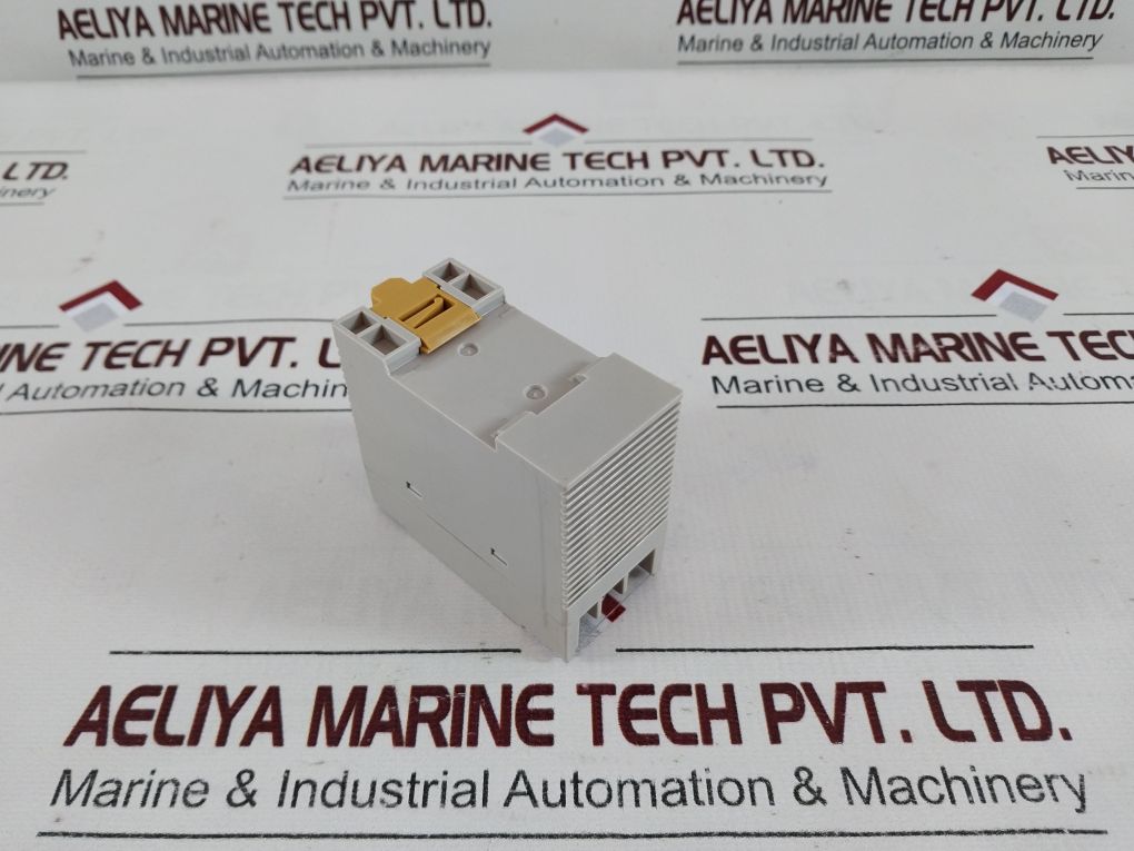 Omron S82K-00324 Power Supply 