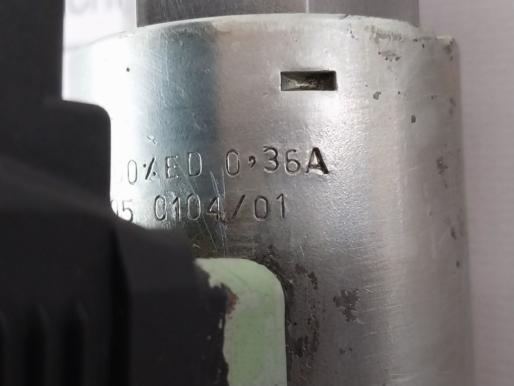 Parker Denison 4D01 3208 0302 B1Gac Hydraulic Valve