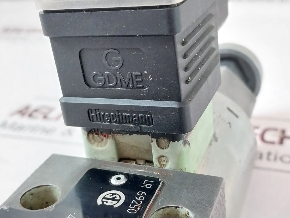 Parker Denison 4D01 3208 0302 B1Gac Hydraulic Valve