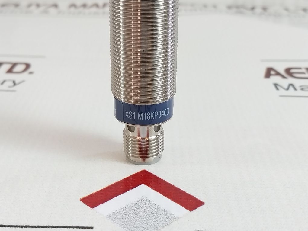 Telemecanique Xs1 M18Kp340D Proximity Switch