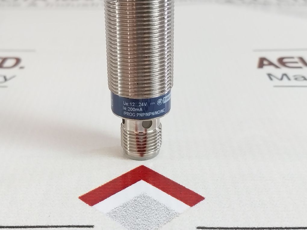 Telemecanique Xs1 M18Kp340D Proximity Switch