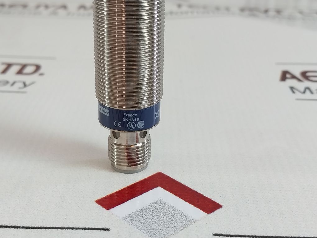 Telemecanique Xs1 M18Kp340D Proximity Switch