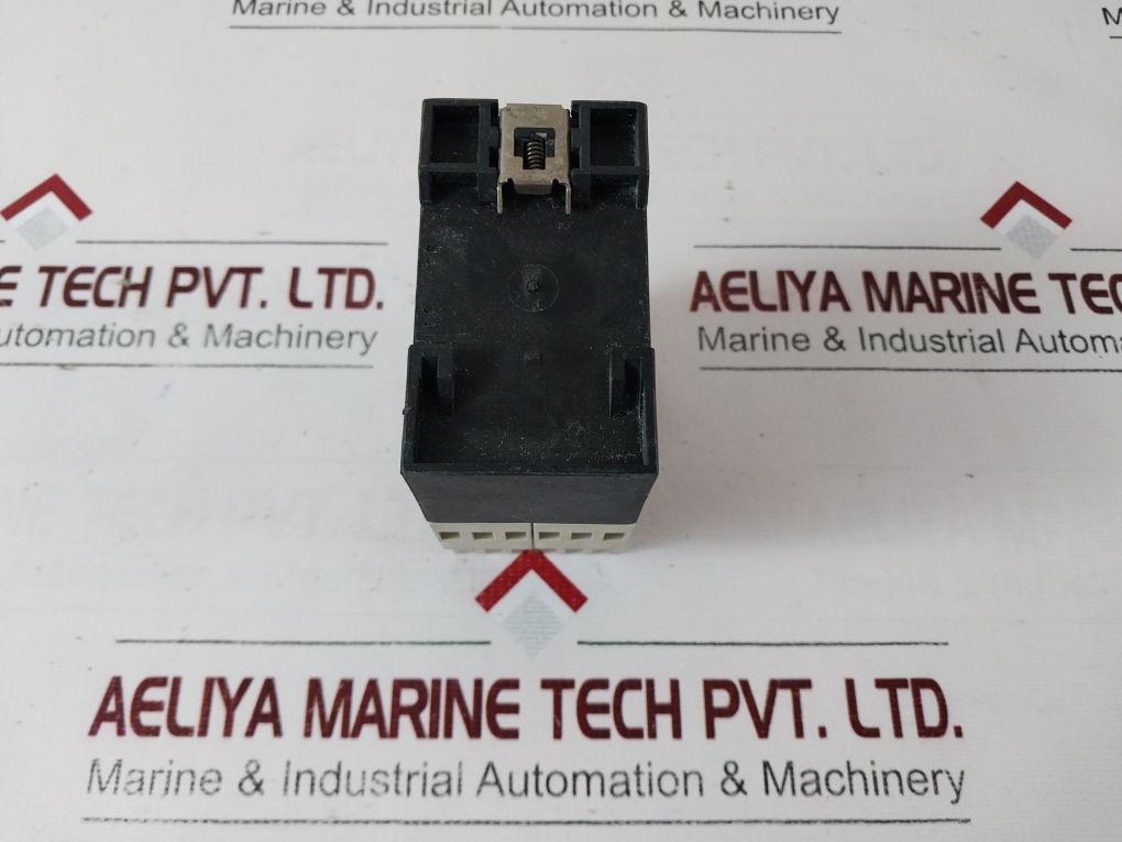 Telemecanique Rm3 Ja112Mw Programmable Relay