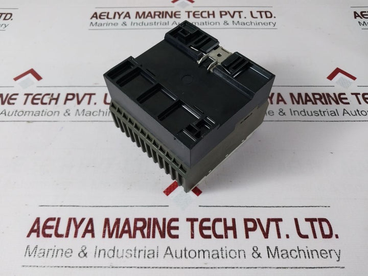 Keyence Ud-300 Ultrasonic Sensor Ac 230V 3A