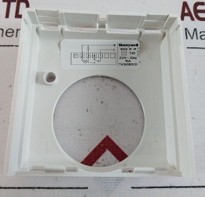 Honeywell T4360B1031 Room Thermostat