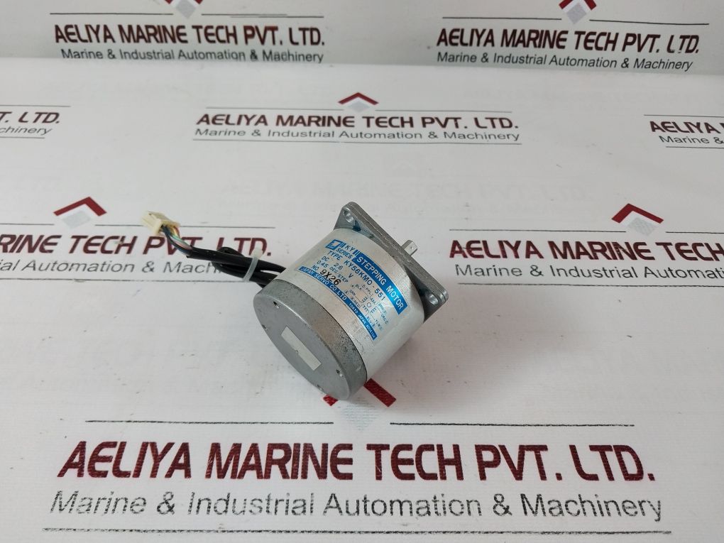 Japan Servo Ky56Kmo-551 Stepping Motor 