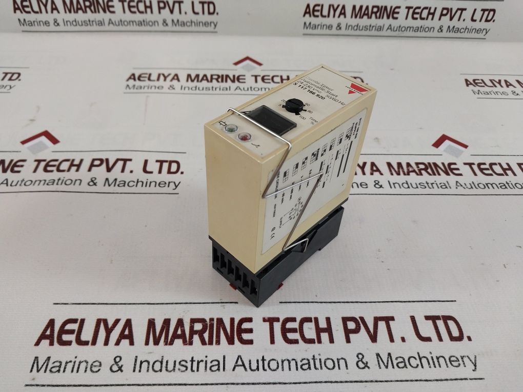 Carlo Gavazzi S 117 166 920 Combi Timer With Base 