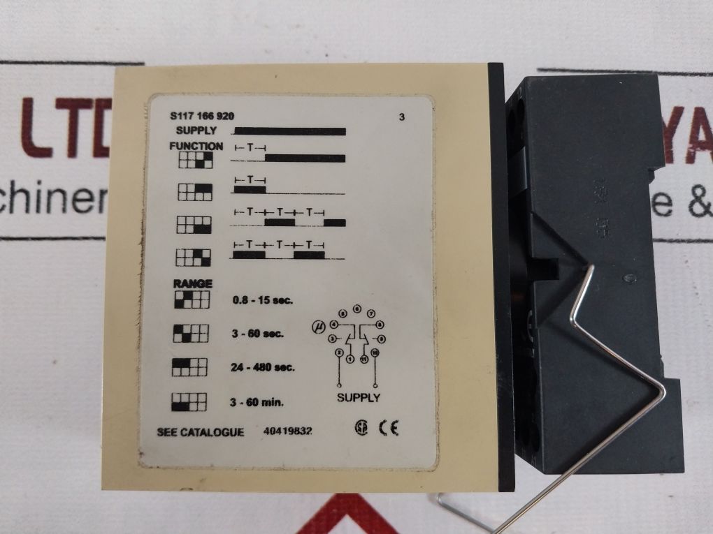 Carlo Gavazzi S 117 166 920 Combi Timer With Base 