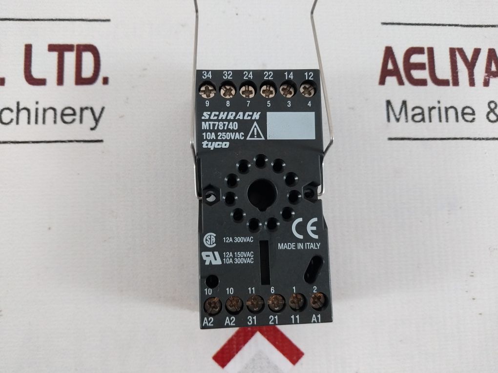 Carlo Gavazzi S 117 166 920 Combi Timer With Base 