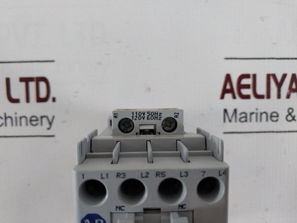 Allen-bradley 100-c16*200 Contactor