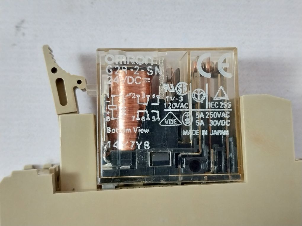 Omron G2R-2-sn Relay