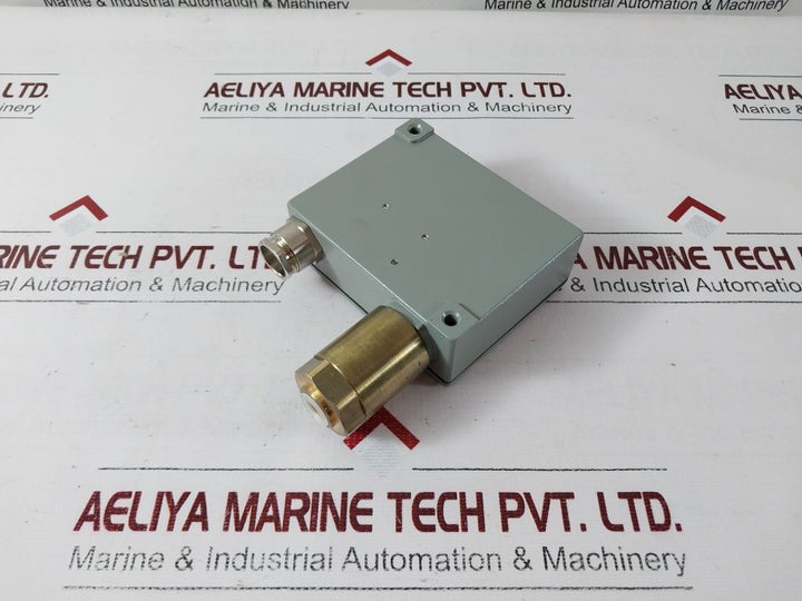 Trafag 904.2377.903 Pressure Switch