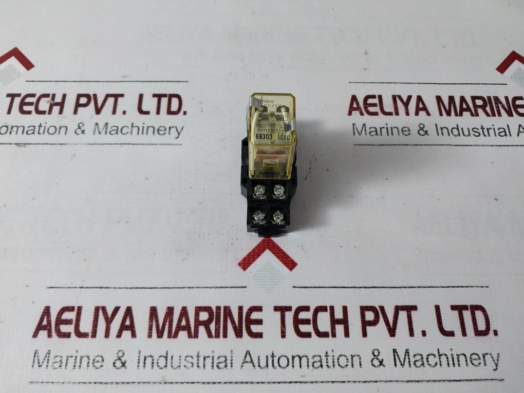 Idec Rh2B-u Relay With Sh2B-05B Base