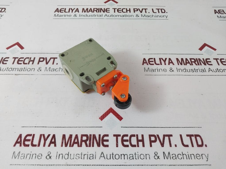 T&B 3Se3100/1E Limit Switch