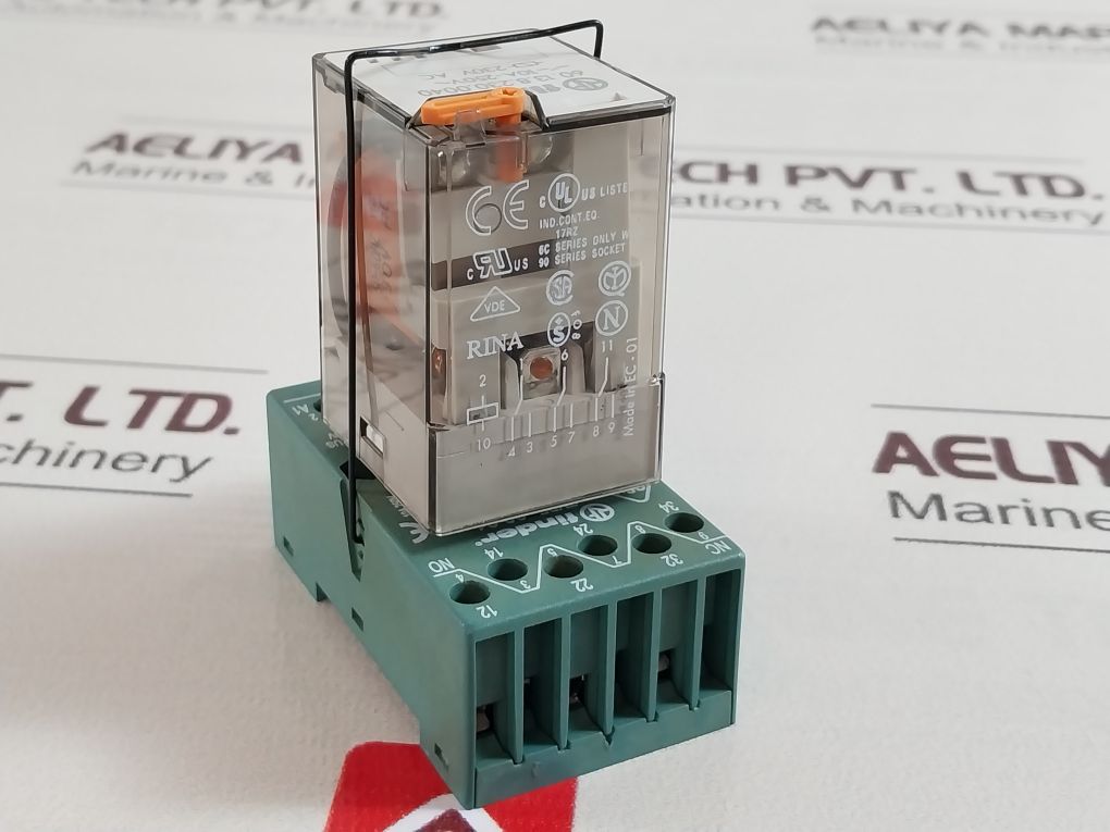 Finder 60.13.8.230.0040 Relay With 90.21 Socket Base