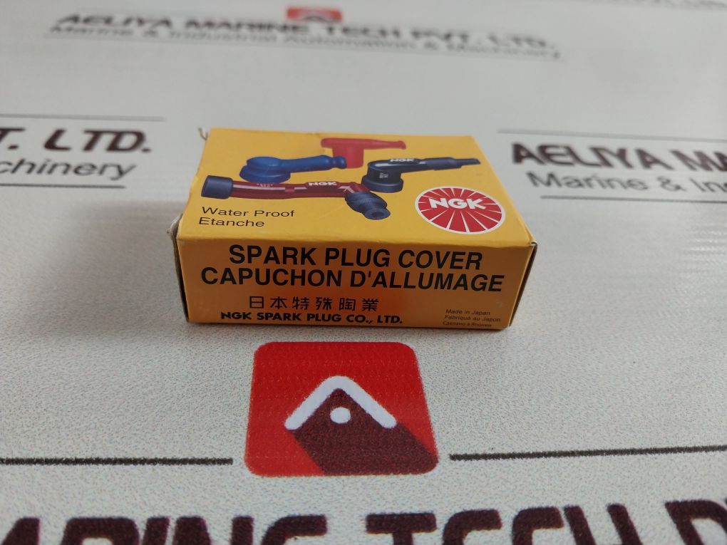 Lot Of 3X Ngk Lzeh Spark Plug Cover