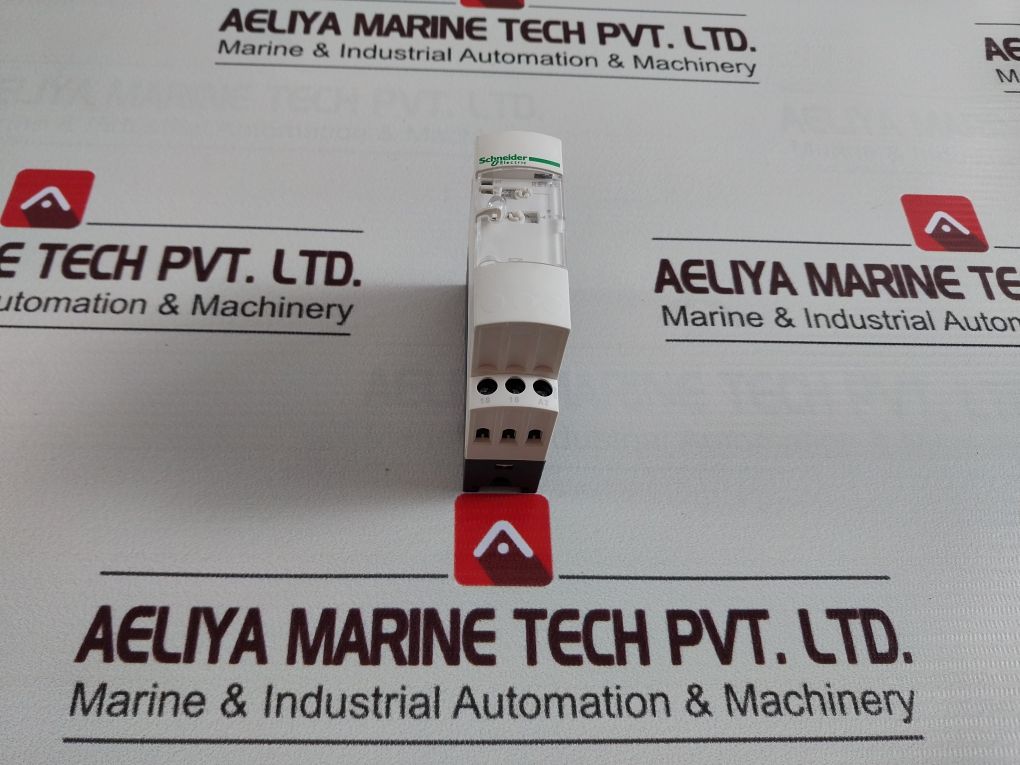 Schneider Electric Re7Tl11Bu On Delay Time Relay
