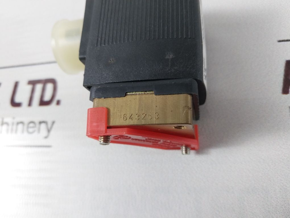 Burkert 6013 A 2,0 Fpm Ms Solenoid Valve W25Uu