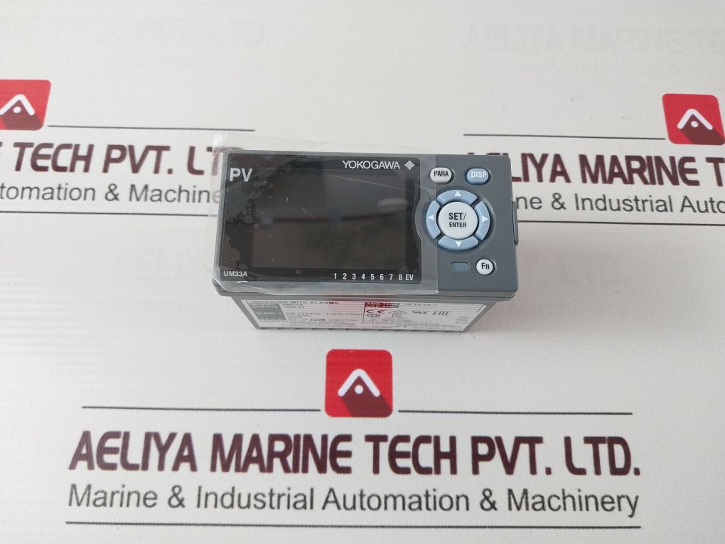 Yokogawa Um33A Digital Indicator Panel Meter Um33A-000-01