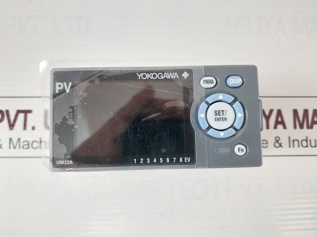 Yokogawa Um33A Digital Indicator Panel Meter Um33A-000-01