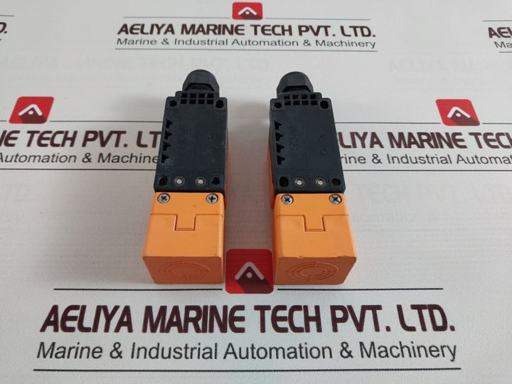 Ifm Electronic Iv5014 Ive4015-cpkg Proximity Sensor