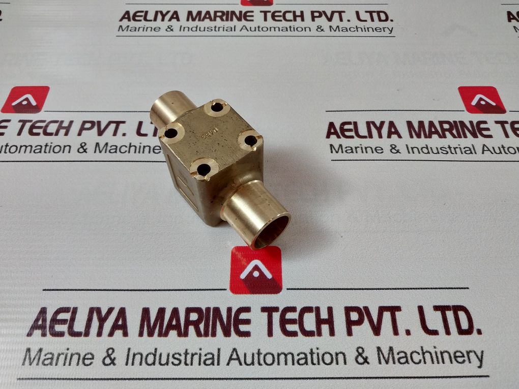 Danfoss 067B4021 7/8X1 1/8 In Odfxodm Solder Straightway Valve