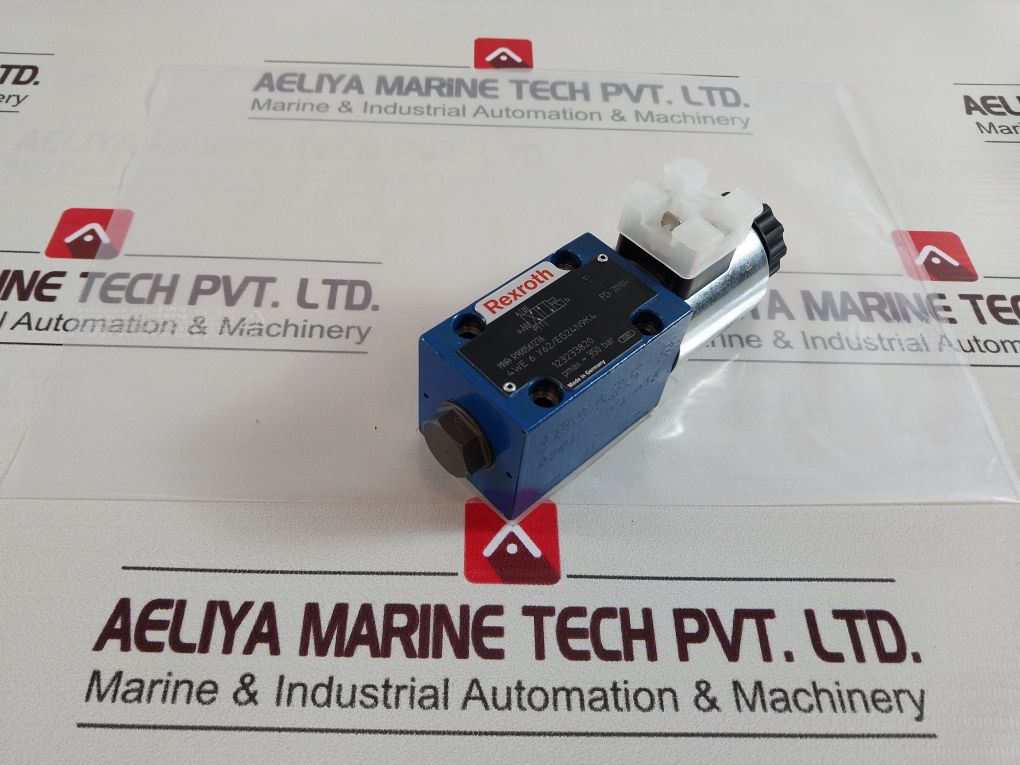 Rexroth R900561276 Directional Control Valve 4We 6 Y62/Eg24N9K4