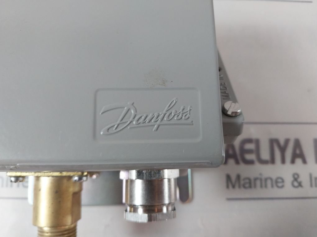 Danfoss Kps 37 Pressure Switch 060-3101 Pb 22 Bar/Mwp 320 Psig