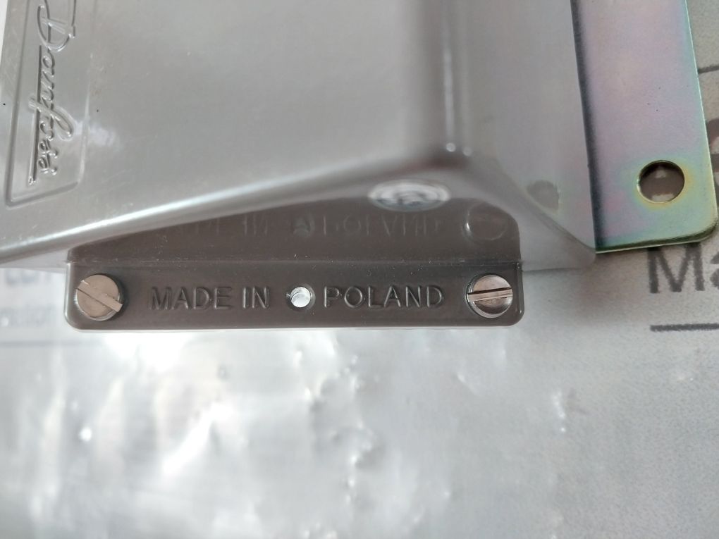 Danfoss Kps 37 Pressure Switch 060-3101 Pb 22 Bar/Mwp 320 Psig